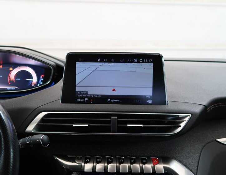 Peugeot 3008 SUV 2,0 l 110 kw