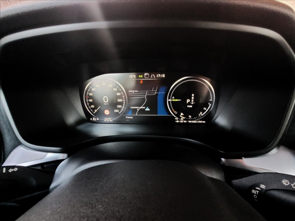 Volvo V60 Kombi 2,0 l 251 kw