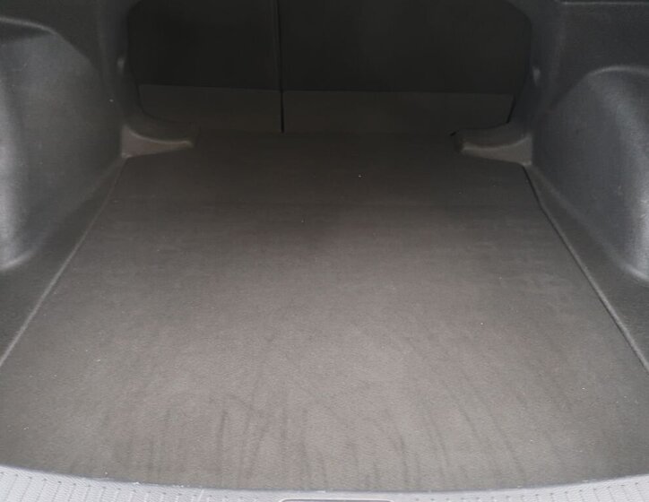 Toyota Corolla Sedan 1,5 l 92 kw