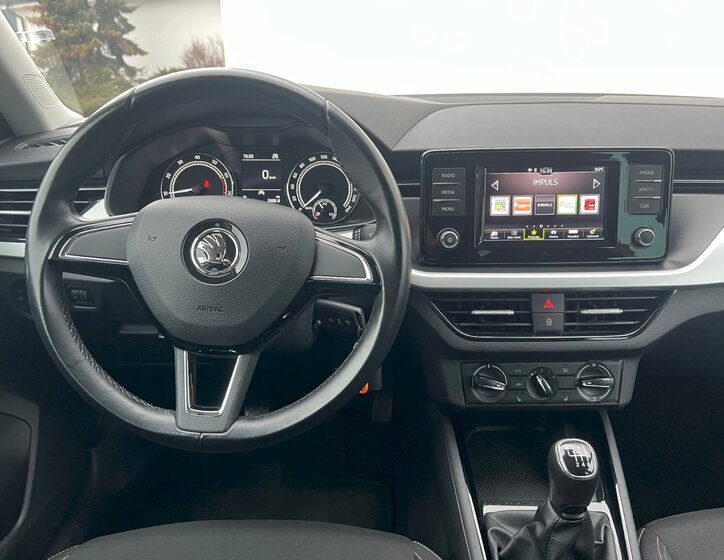 Škoda Scala Hatchback 1,0 l 85 kw