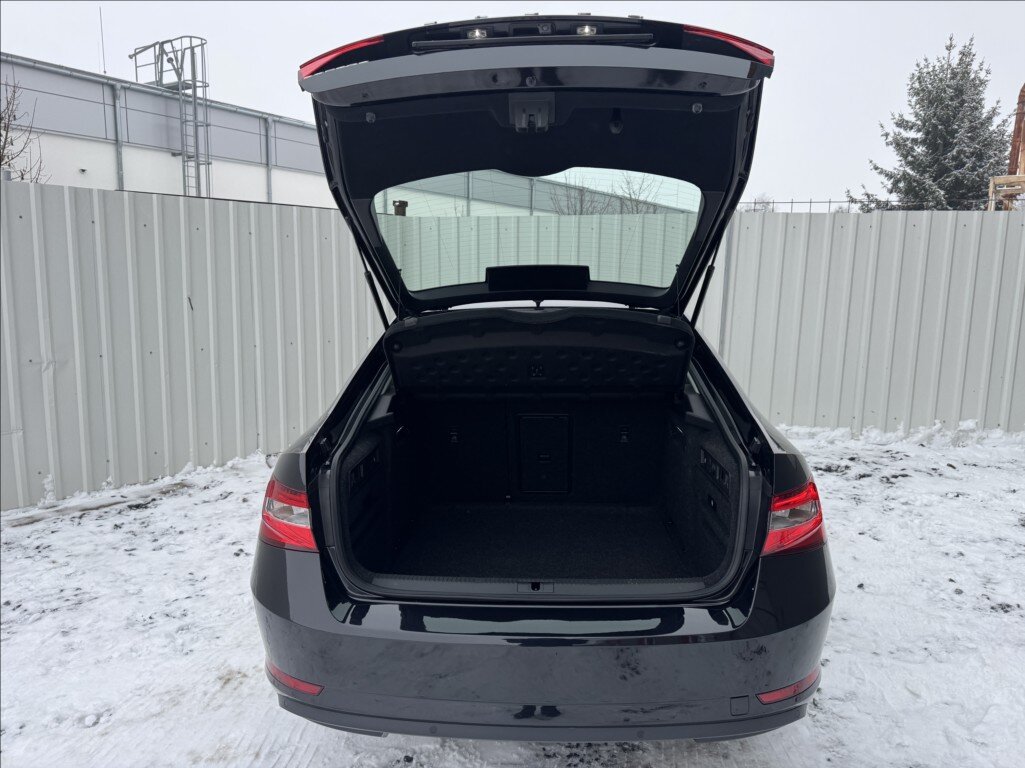 Škoda Superb Sedan 2,0 l 110 kw