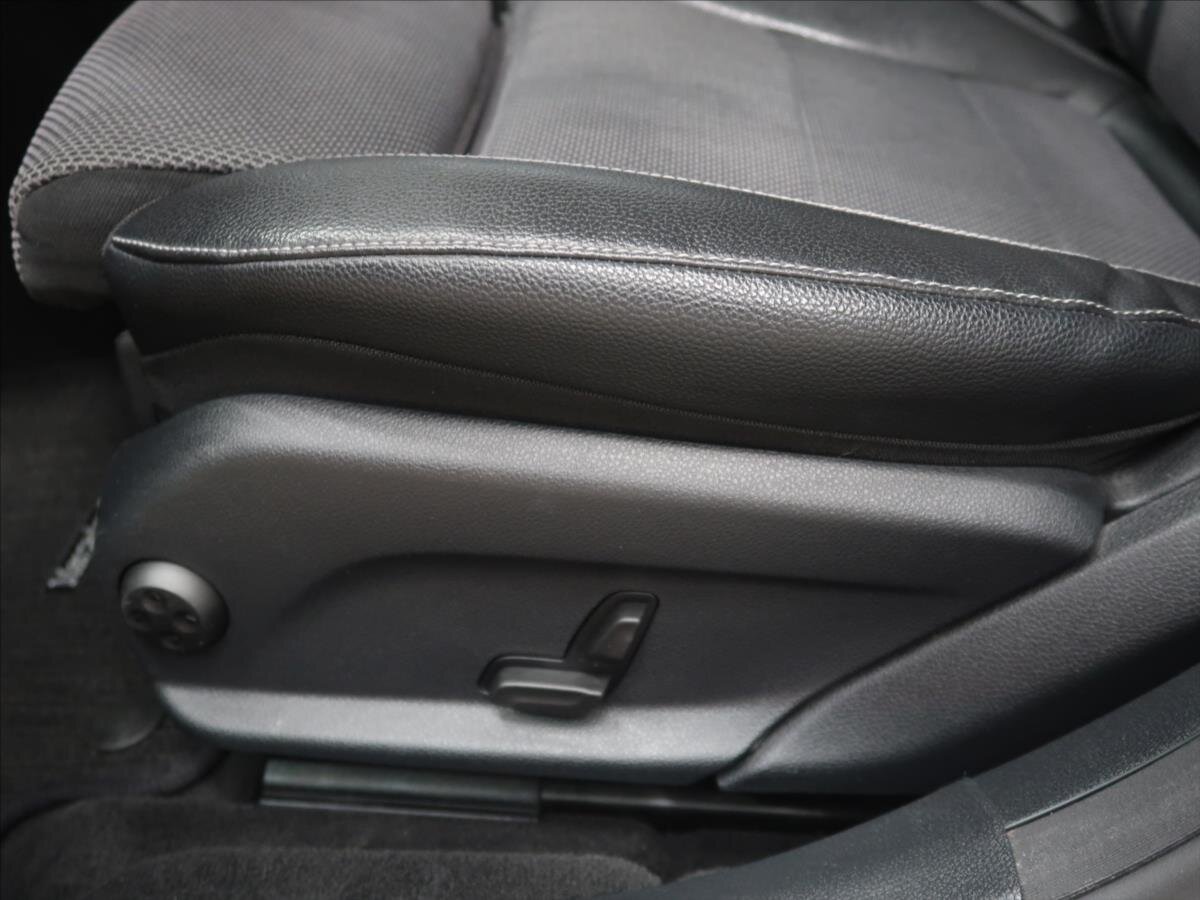 Mercedes-Benz Třídy E Kombi 2,0 l 135 kw