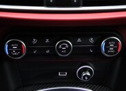 Alfa Romeo Stelvio SUV / Terénní 2,9 l 375 kw