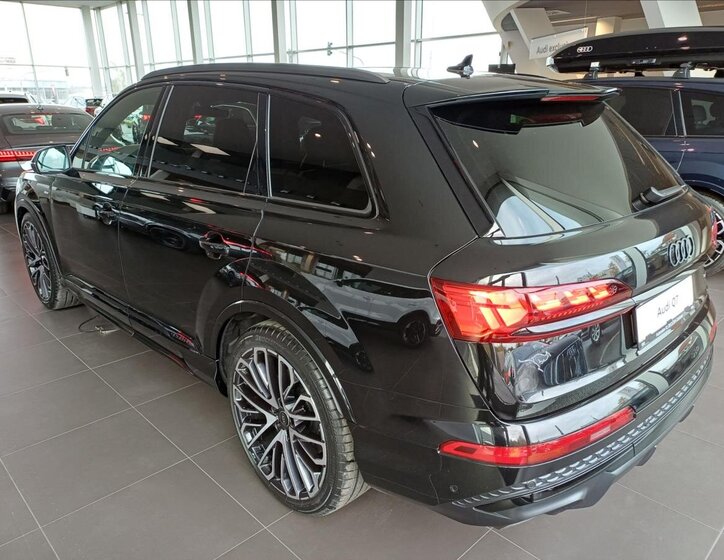 Audi Q7 7