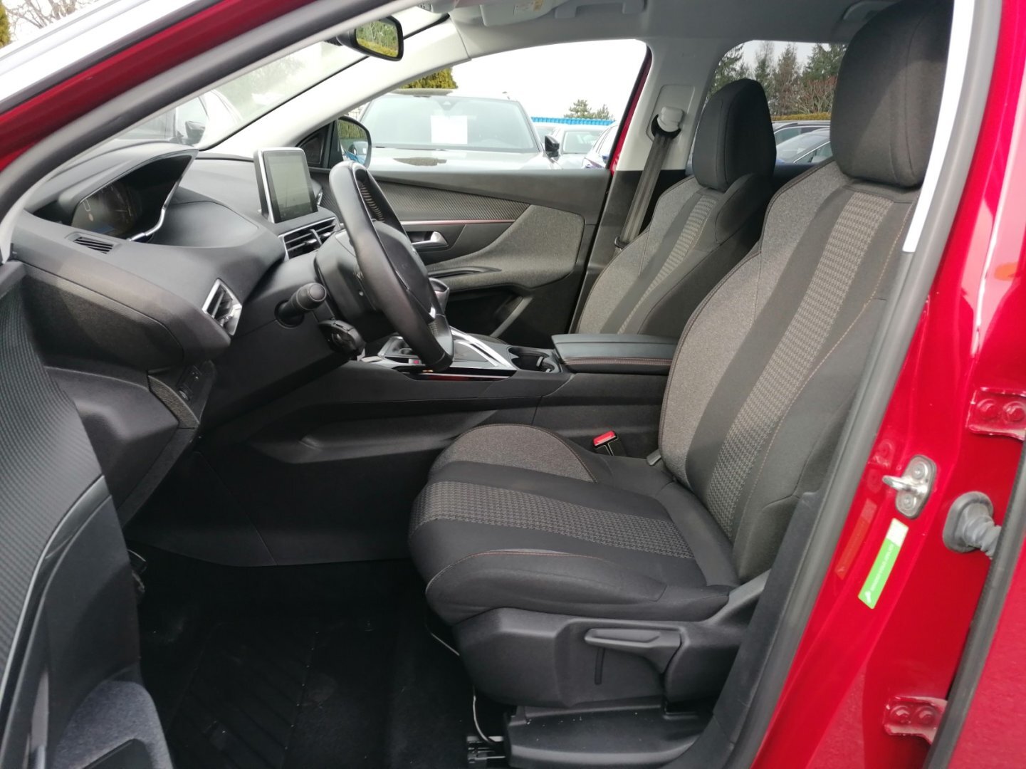 Peugeot 3008 SUV / Terénní 1,2 l 96 kw