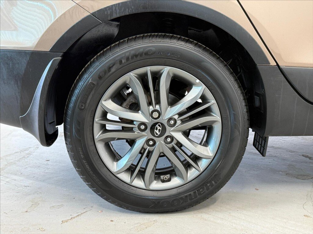 Hyundai ix35 SUV / Terénní 2,0 l 122 kw