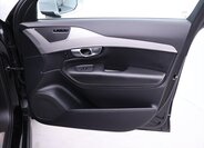 Volvo XC90 13