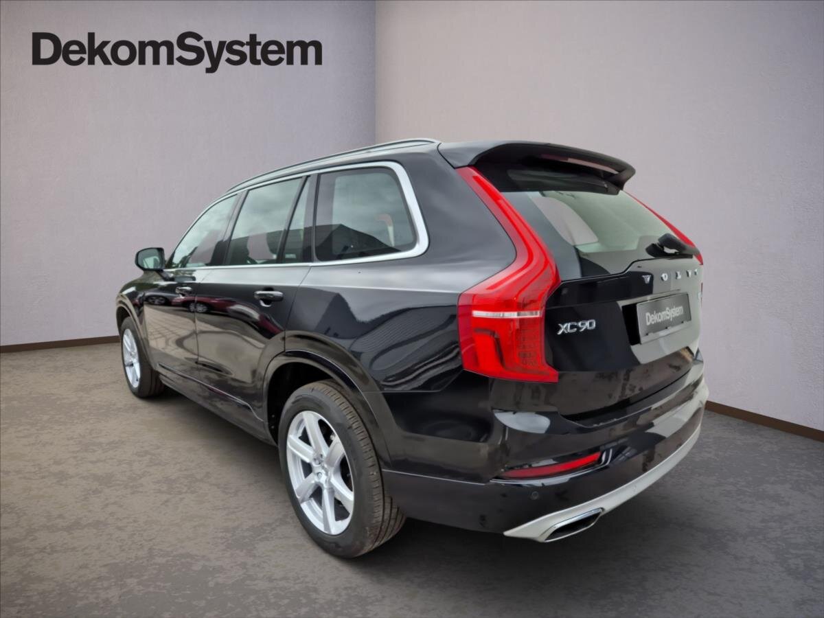 Volvo XC90 SUV / Terénní 2,0 l 173 kw