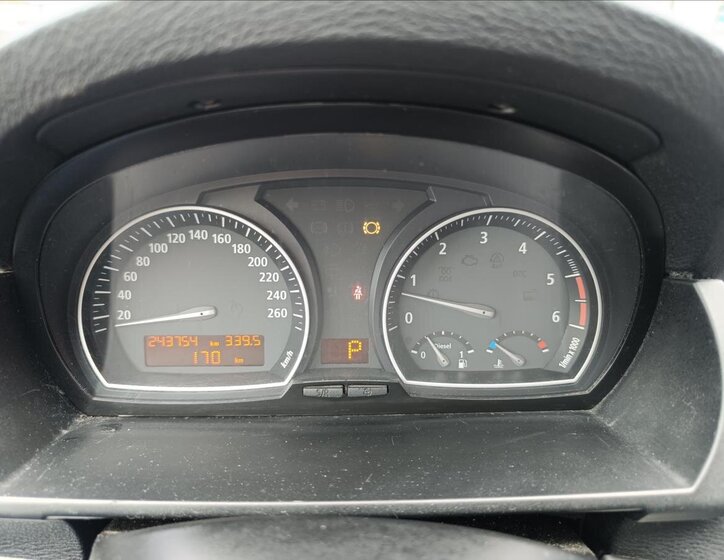 BMW X3 SUV / Terénní 3,0 l 210 kw