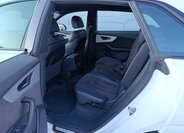 Audi Q8 SUV / Terénní 3,0 l 210 kw