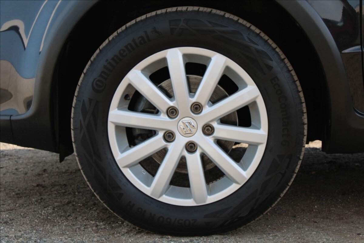 Suzuki SX4 Hatchback 1,6 l 88 kw