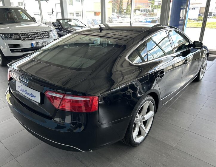Audi A5 Sedan / Limuzína 2,0 l 140 kw