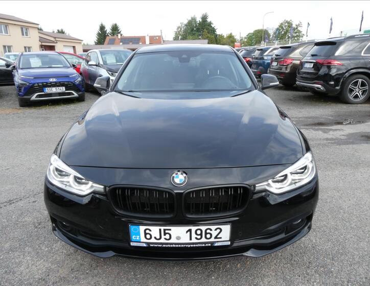 BMW Řada 3 2