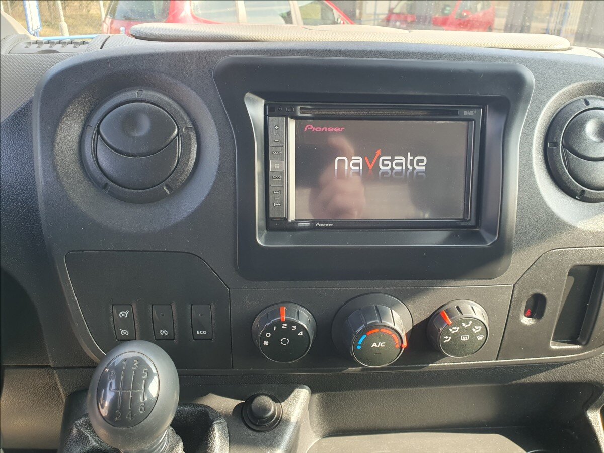 Nissan NV400 Sklápěč 2,3 l 120 kw