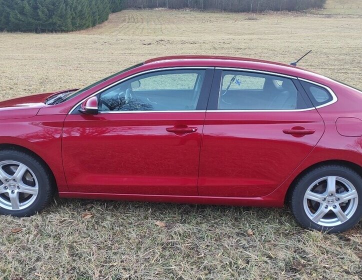 Hyundai i30 Sedan 0,0 88 kw