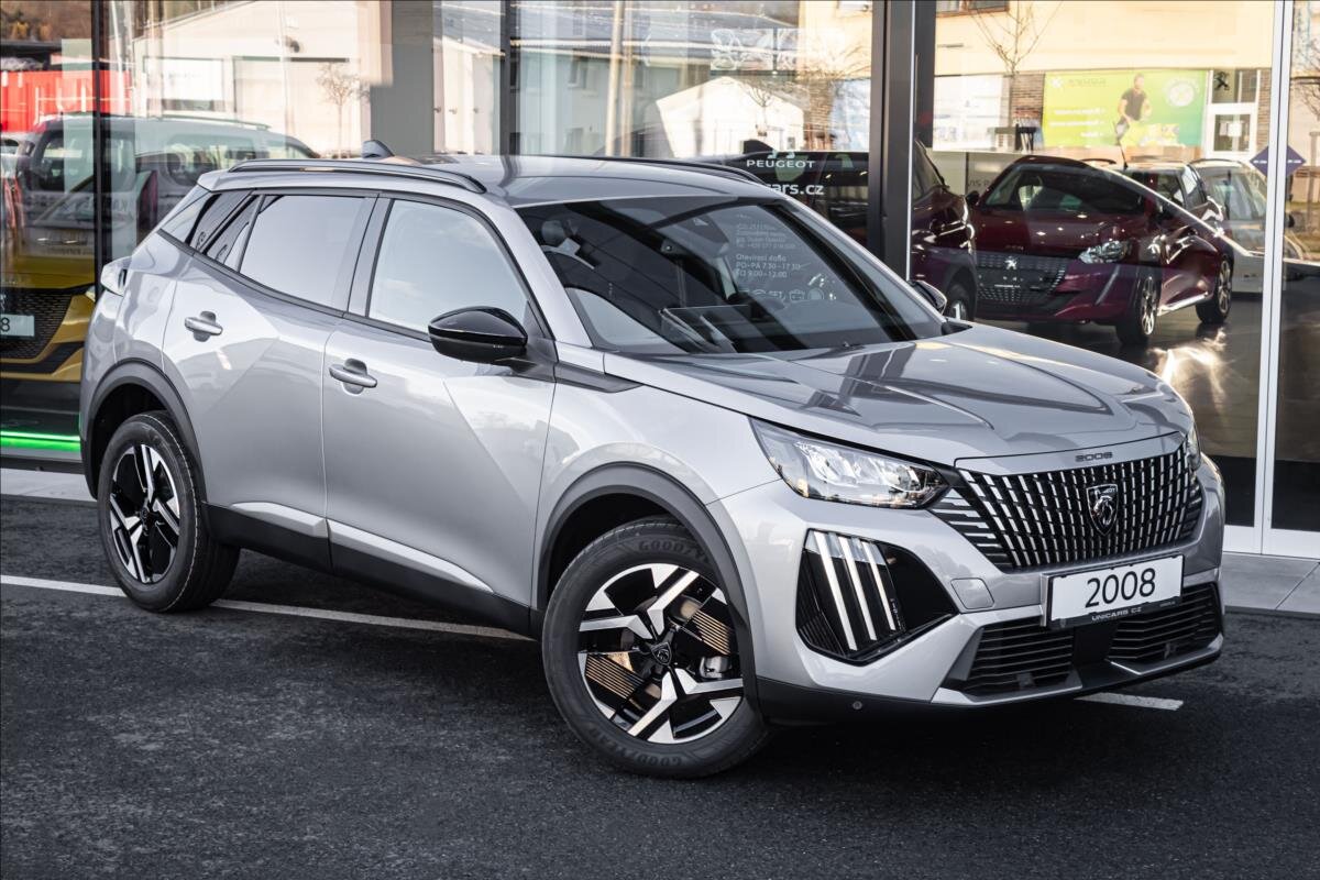 Peugeot 2008 SUV / Terénní 1,2 l 107 kw