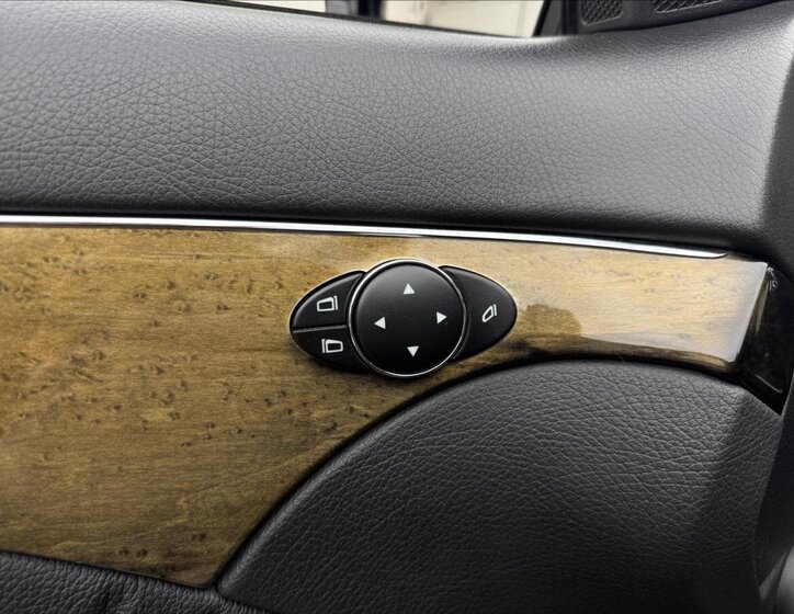 Mercedes-Benz Třídy E Kombi 3,0 l 170 kw