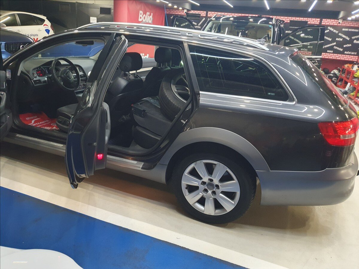 Audi A6 Allroad Kombi 3,0 l 176 kw
