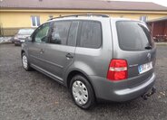 Volkswagen Touran 5