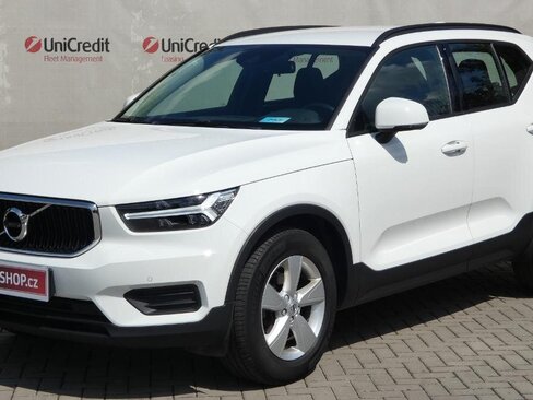 Volvo XC40 SUV / Terénní 1,5 l 95 kw