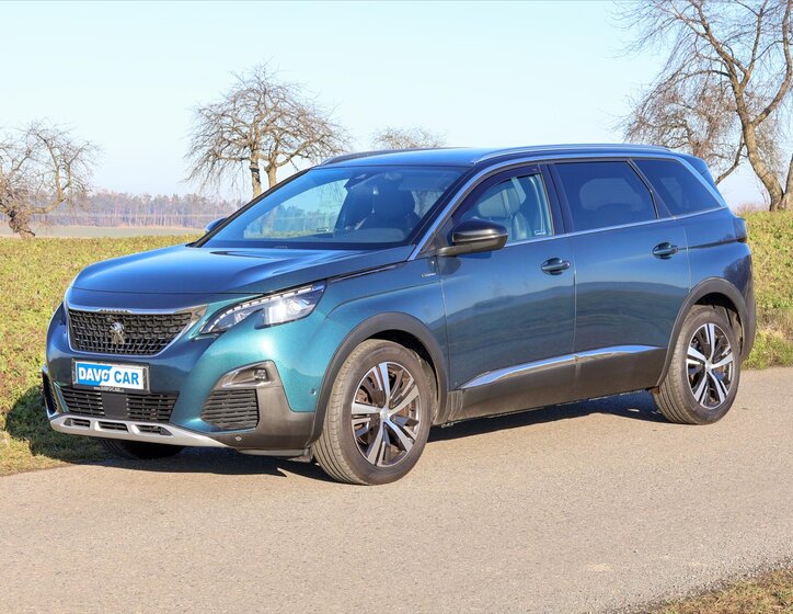 Peugeot 5008 SUV 1,6 l 133 kw