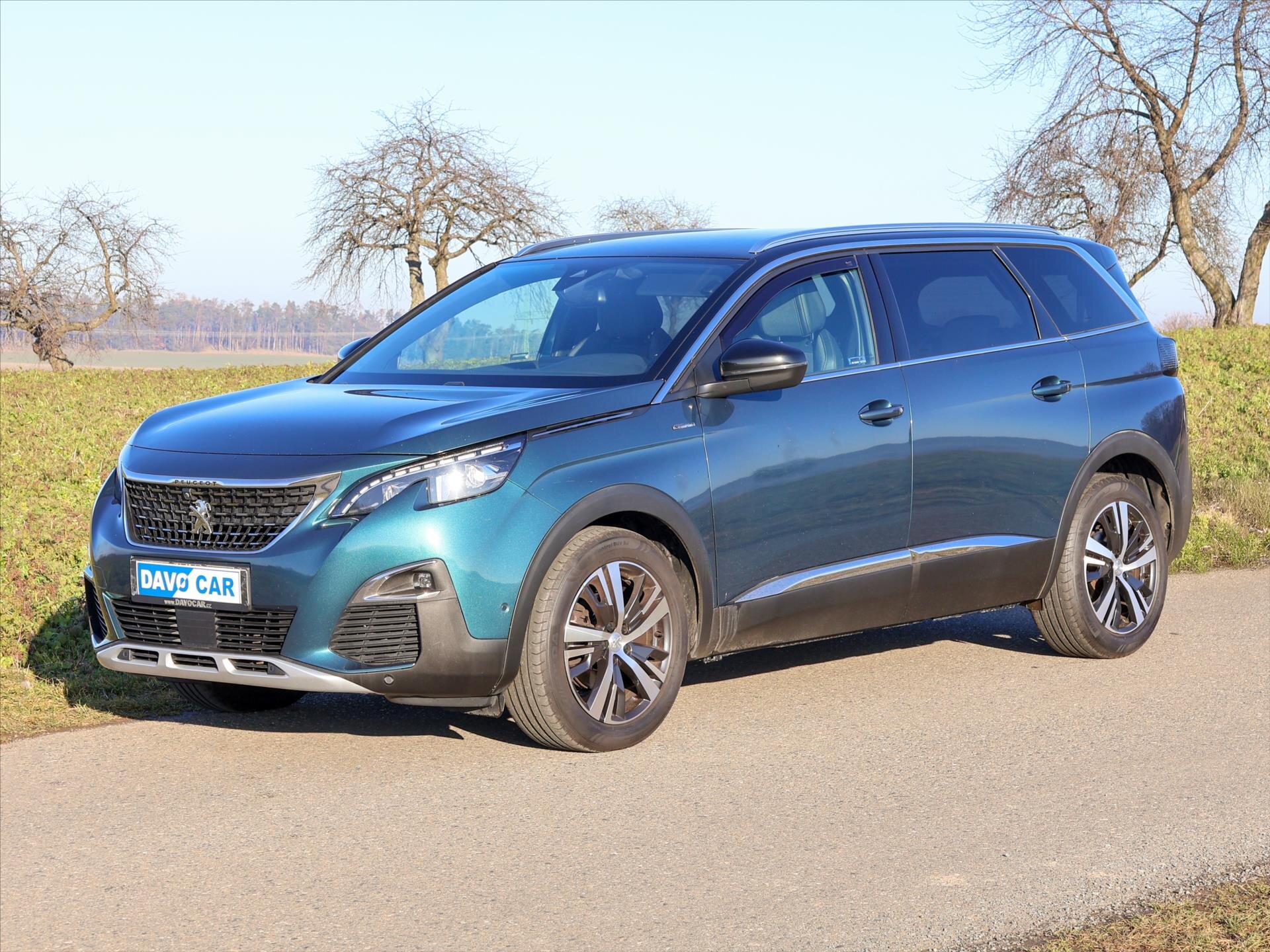 Peugeot 5008 SUV 1,6 l 133 kw