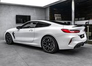 BMW M8 Kupé 4,4 l 447 kw
