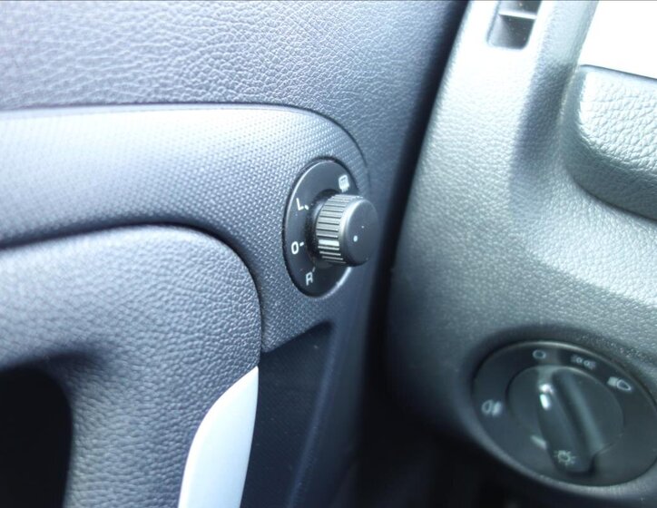 Škoda Roomster Kombi 1,4 l 63 kw