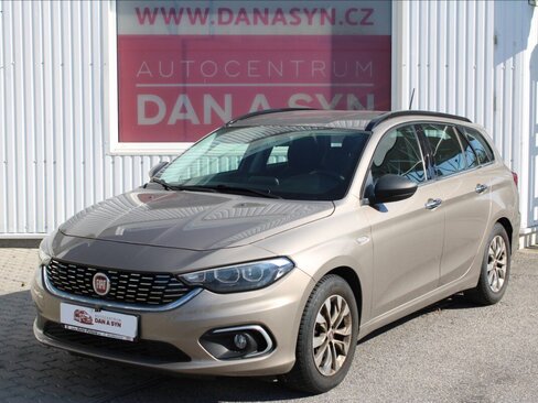 Fiat Tipo Sedan / Limuzína 1,4 l 88 kw