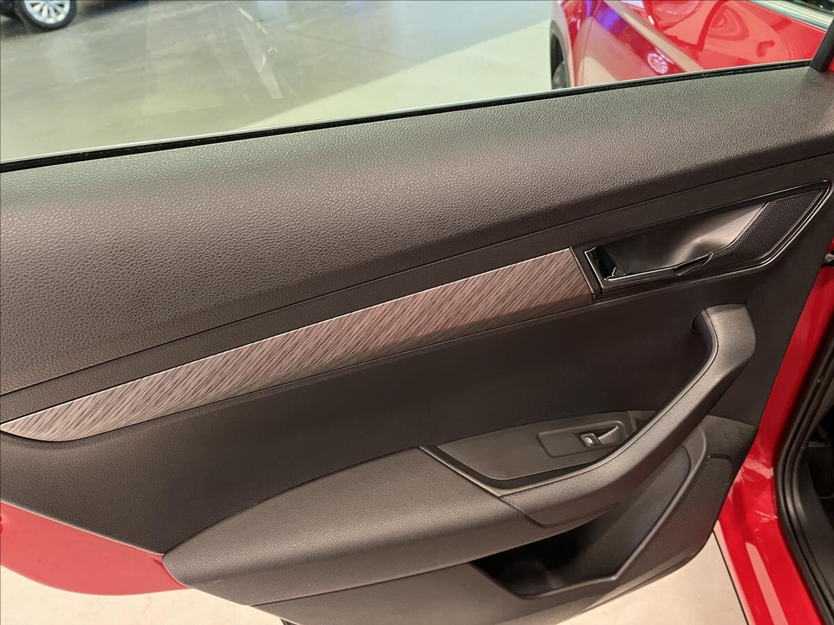 Škoda Karoq SUV / Terénní 2,0 l 110 kw