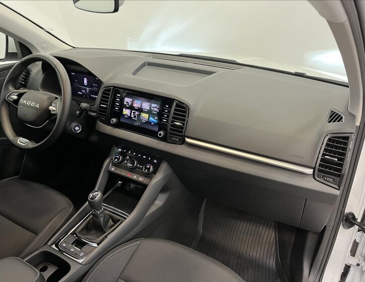 Škoda Karoq SUV 1,5 l 110 kw