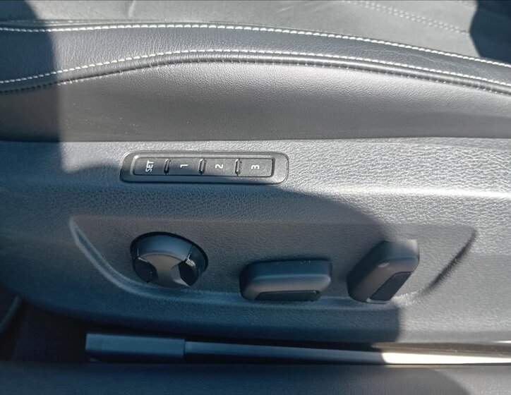 Škoda Superb Kombi 2,0 l 110 kw