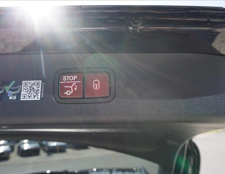 Mercedes-Benz Třídy E 9