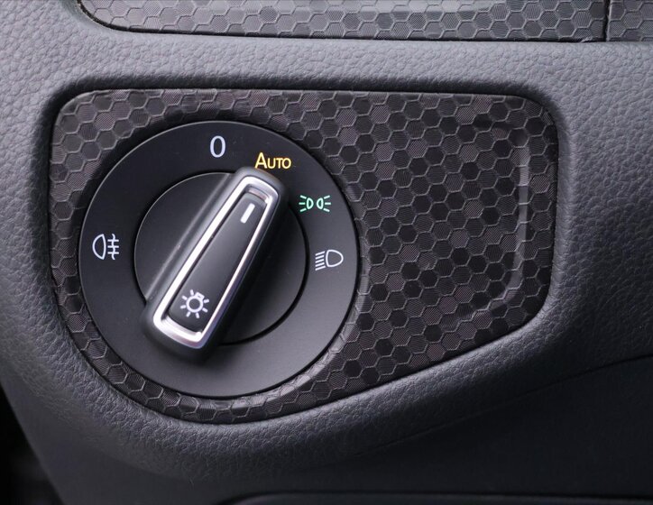 Volkswagen Golf Hatchback 2,0 l 169 kw