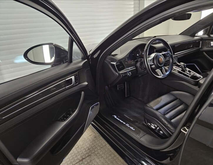 Porsche Panamera Kombi 4,0 l 404 kw