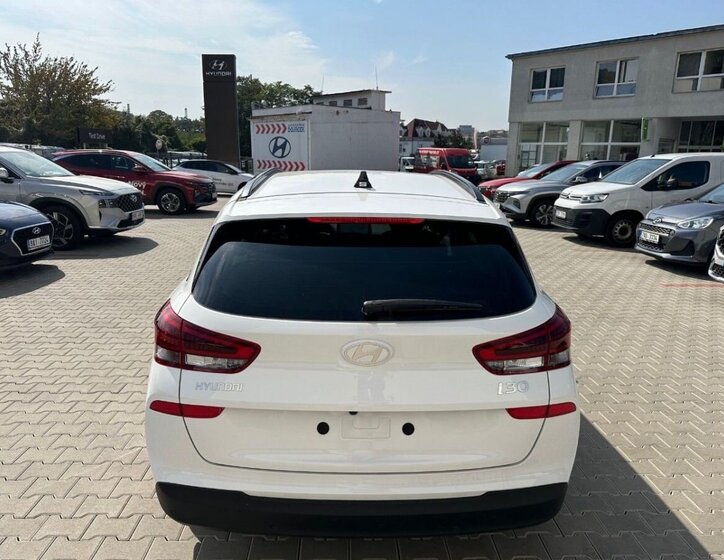 Hyundai i30 Kombi 1,5 l 103 kw