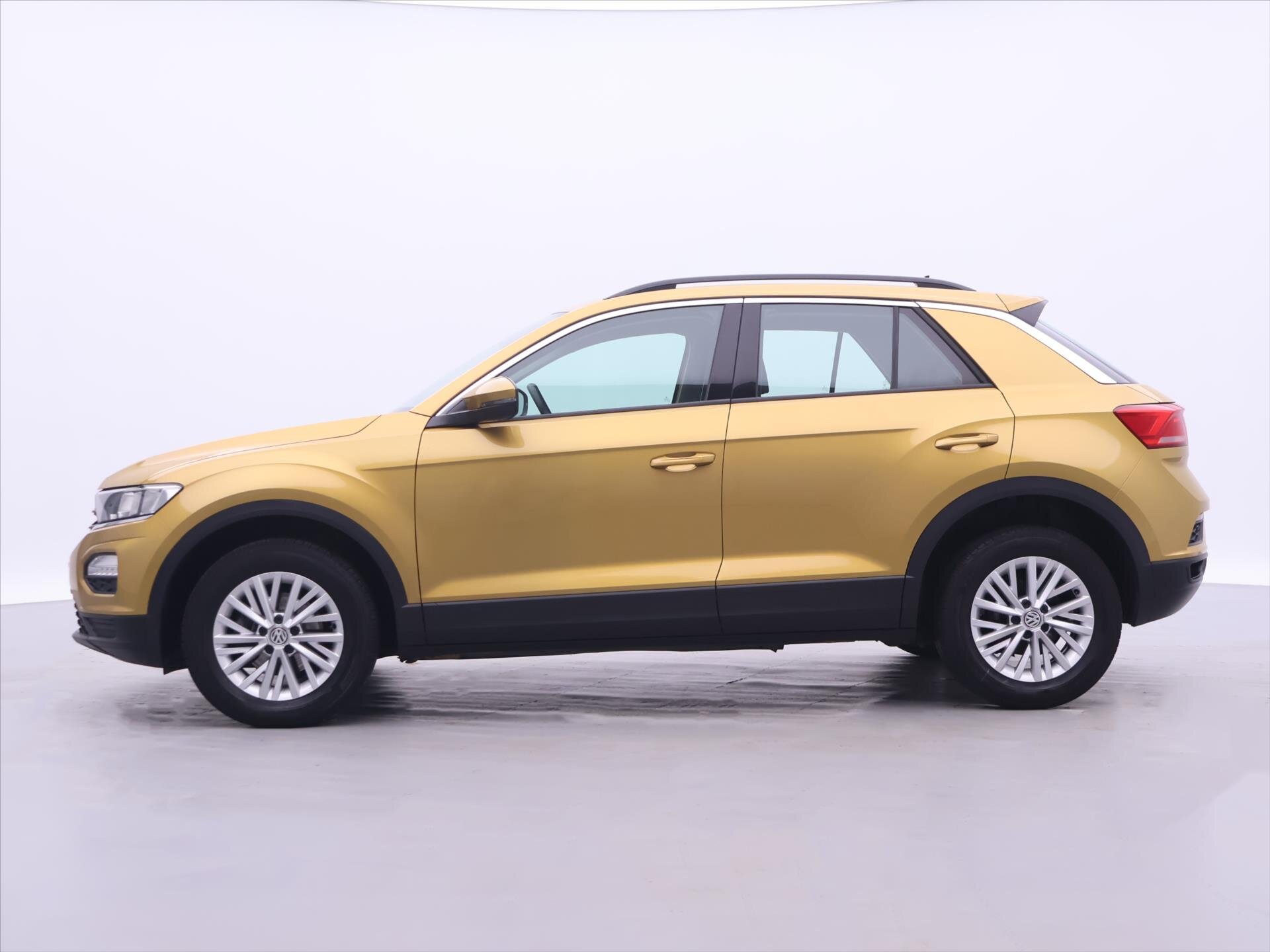 Volkswagen T-Roc SUV / Terénní 999,0 85 kw