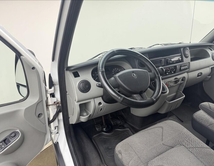Renault Master Skříň 2,5 l 74 kw