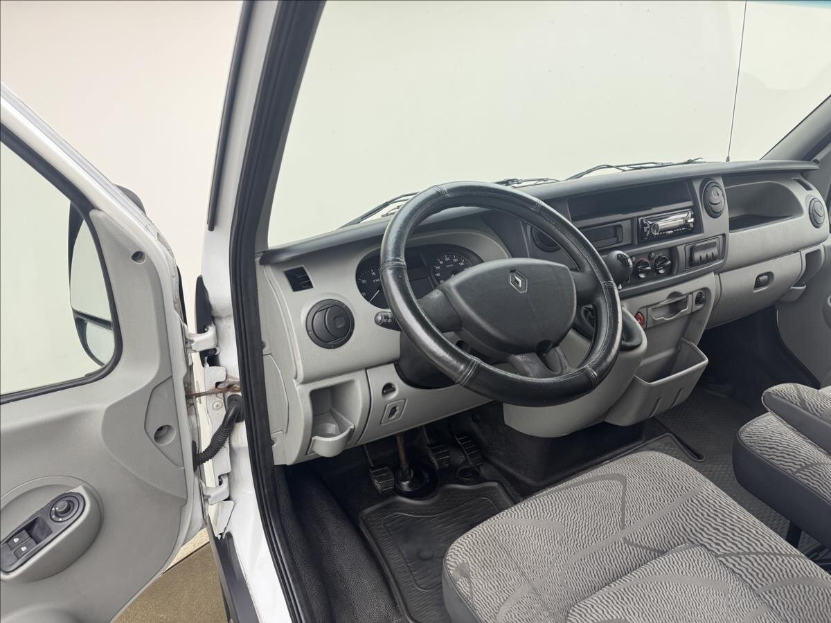 Renault Master Skříň 2,5 l 74 kw