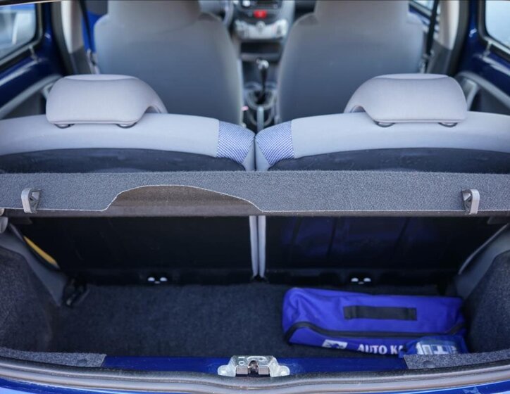 Peugeot 107 Hatchback 998,0 50 kw