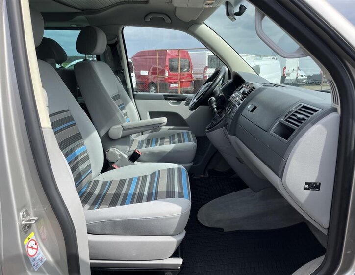 Volkswagen California VAN / Minibus 2,0 l 84 kw