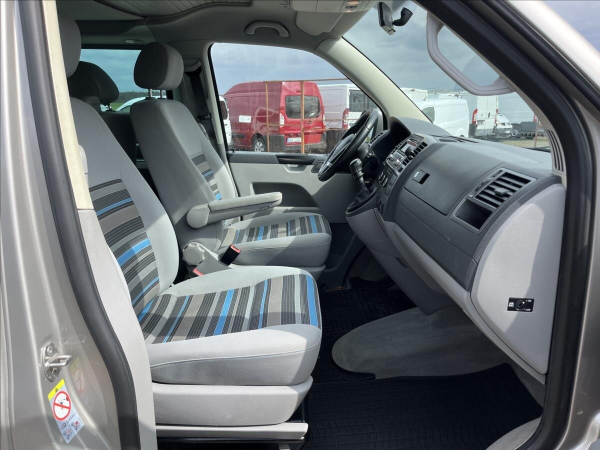 Volkswagen California VAN / Minibus 2,0 l 84 kw