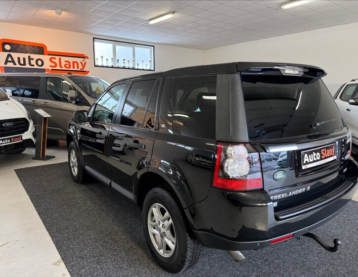 Land Rover Freelander SUV 2,2 l 110 kw