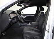 Volkswagen Touareg 6