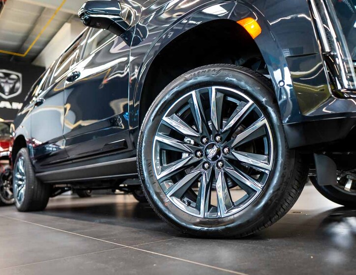 Cadillac Escalade 44