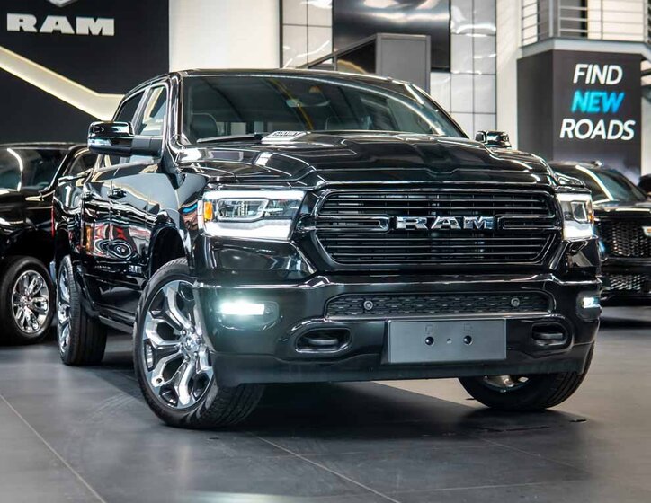 Dodge RAM Pick-up 5,7 l 291 kw