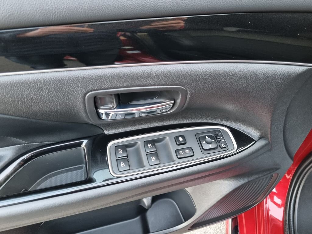 Mitsubishi Outlander SUV / Terénní 2,4 l 165 kw