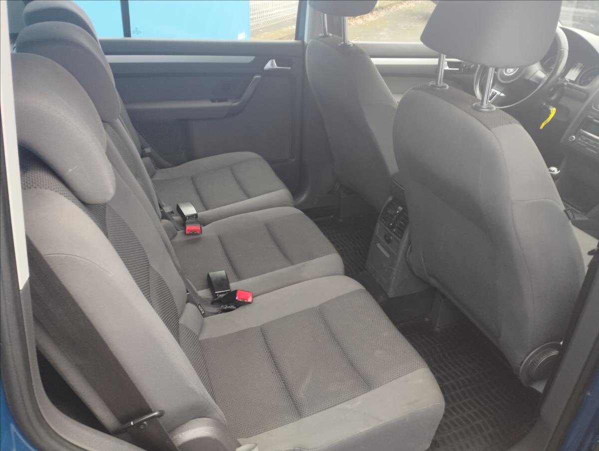 Volkswagen Touran MPV 1,6 l 66 kw