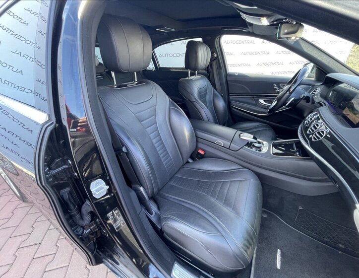 Mercedes-Benz Třídy S Sedan / Limuzína 4,0 l 345 kw