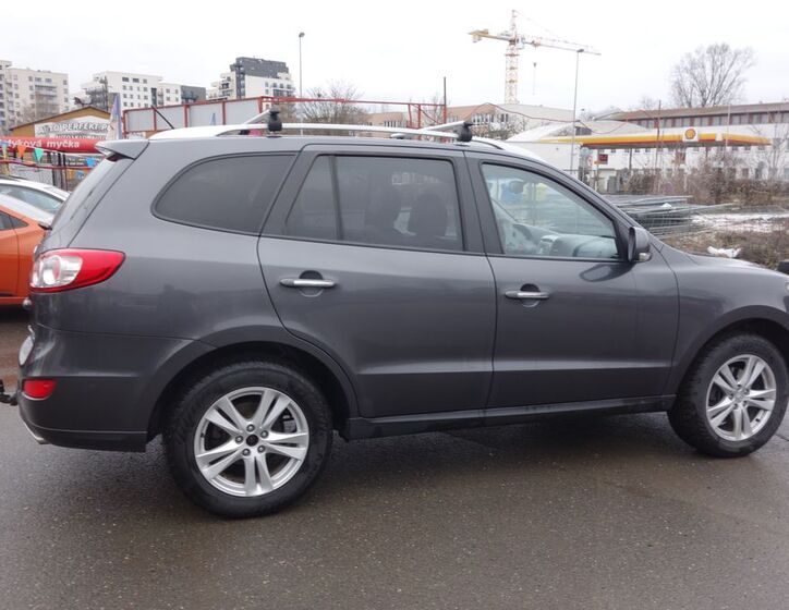 Hyundai Santa Fe 6